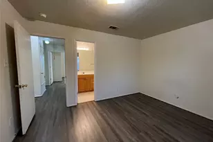 121 Cambridge Dr, Saginaw, TX 76179 - Photo 10