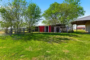 3873 Lois Rd E, Sanger, TX 76266 - Photo 1