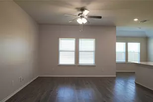 218 Wrought Iron Dr, Nevada, TX 75173 - Photo 4