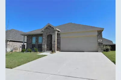 3408 Chivalry Drive, Denton, TX 76207 - Photo 2