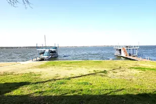 180 Shady Shores, Mabank, TX 75156 - Photo 2