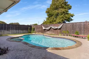 1008 Nottingham Dr, Carrollton, TX 75007 - Photo 8