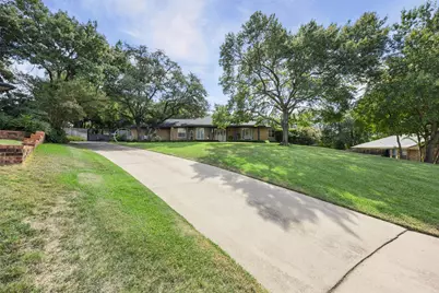 7801 Timberwood Court, Fort Worth, TX 76179 - Photo 34