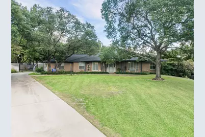 7801 Timberwood Court, Fort Worth, TX 76179 - Photo 2