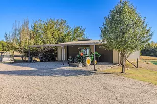 742 Co Rd 5060, Leonard, TX 75452 - Photo 32