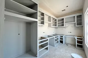 5501 Pershing Ave, Fort Worth, TX 76107 - Photo 10