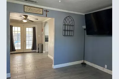 1610 Davis Boulevard, Garland, TX 75042 - Photo 14