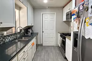 1610 Davis Blvd, Garland, TX 75042 - Photo 12