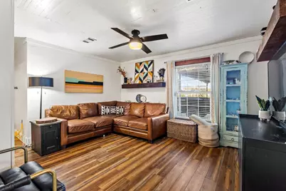 1604 N Center Street, Bonham, TX 75418 - Photo 6