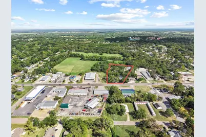 1604 N Center Street, Bonham, TX 75418 - Photo 1