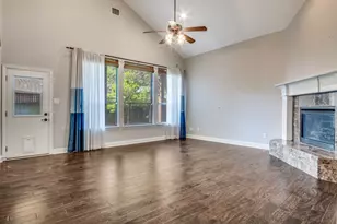 2612 Waters Edge Ln, Fort Worth, TX 76116 - Photo 6