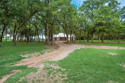 1402 Posey Brewer Road, Sunset, TX 76270 - Photo 2