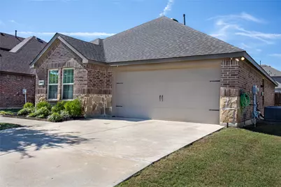 1004 Longhorn Lane, Princeton, TX 75407 - Photo 2
