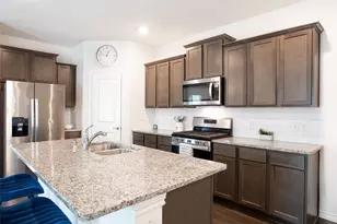 1004 Longhorn Ln, Princeton, TX 75407 - Photo 4