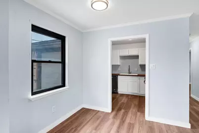 907 W Bridge, Granbury, TX 76048 - Photo 2