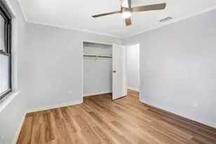 907 W Bridge, Granbury, TX 76048 - Photo 8