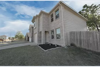 777 River Hill Lane, Fort Worth, TX 76114 - Photo 2