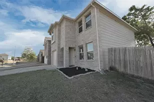 777 River Hill Ln, Fort Worth, TX 76114 - Photo 2