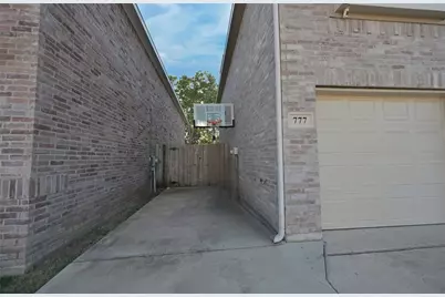 777 River Hill Lane, Fort Worth, TX 76114 - Photo 32