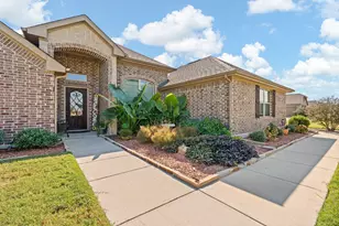 8901 Hillview Dr, Godley, TX 76044 - Photo 36