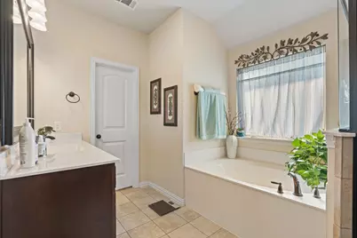 8901 Hillview Drive, Godley, TX 76044 - Photo 16