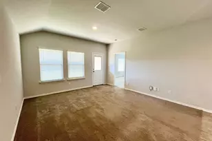 124 Greengate Dr, Boyd, TX 76023 - Photo 6