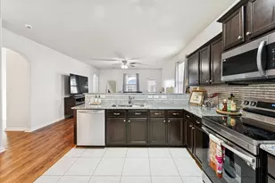 180 Kennedy Dr, Venus, TX 76084 - Photo 10