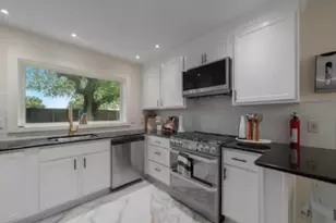 9003 Villa Park Cir, Dallas, TX 75225 - Photo 4