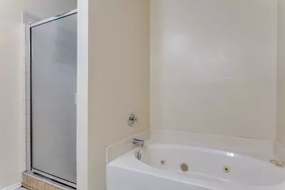 2811 Monthaven Drive, Arlington, TX 76001 - Photo 14