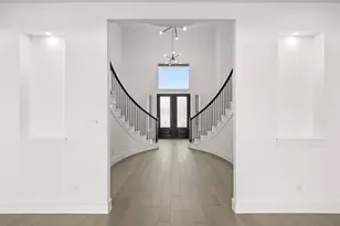 291 Cheyenne Mountain Dr, Ovilla, TX 75154 - Photo 2