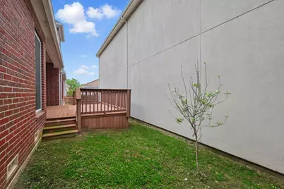 3215 Ricci Lane, Irving, TX 75062 - Photo 32