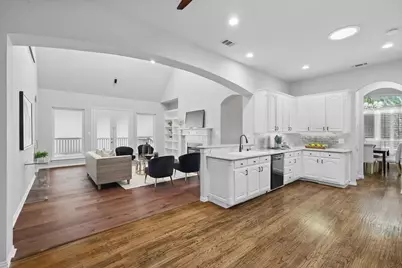 3215 Ricci Lane, Irving, TX 75062 - Photo 16