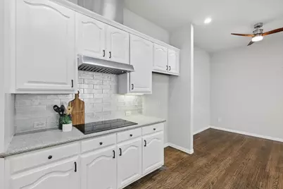 3215 Ricci Lane, Irving, TX 75062 - Photo 12