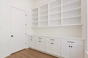 919 Fawn Dr, McGregor, TX 76657 - Photo 14