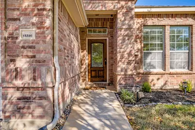 15516 Gatehouse Drive, Fort Worth, TX 76262 - Photo 2