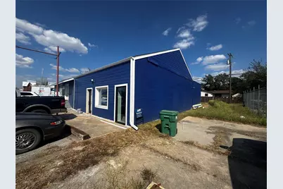 208 S Central Street, Ferris, TX 75125 - Photo 4