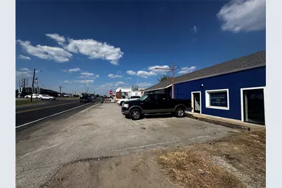 208 S Central Street, Ferris, TX 75125 - Photo 2