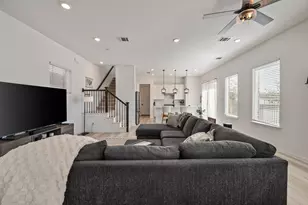 6201 Queen's Path, North Richland Hills, TX 76180 - Photo 10