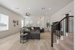 6201 Queen's Path, North Richland Hills, TX 76180 - Photo 12