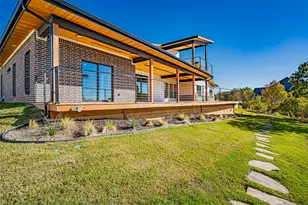 2128 Eagles Rdg Dr, Weatherford, TX 76087 - Photo 10