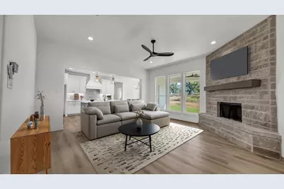 209 Jefferson Way, Weatherford, TX 76088 - Photo 6