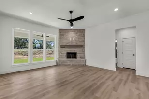 209 Jefferson Way, Weatherford, TX 76088 - Photo 8