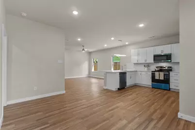 1011 Maloma Court, Tool, TX 75143 - Photo 16