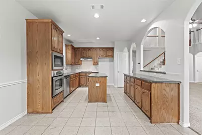 204 Autumnwood Drive, Mansfield, TX 76063 - Photo 12
