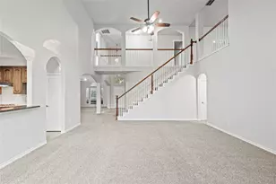 204 Autumn Wood Dr, Mansfield, TX 76063 - Photo 10