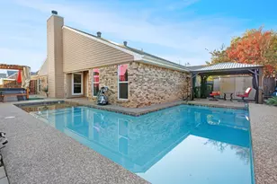 1417 Autumn Chase Square, Bedford, TX 76022 - Photo 12