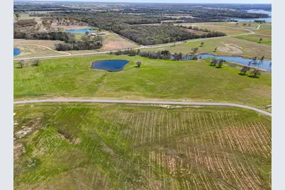 305 Sailview Court, Honey Grove, TX 75446 - Photo 4