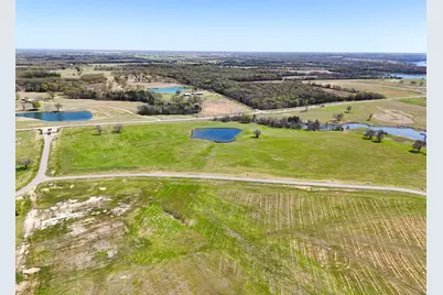 305 Sailview Court, Honey Grove, TX 75446 - Photo 22