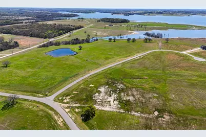 305 Sailview Court, Honey Grove, TX 75446 - Photo 18