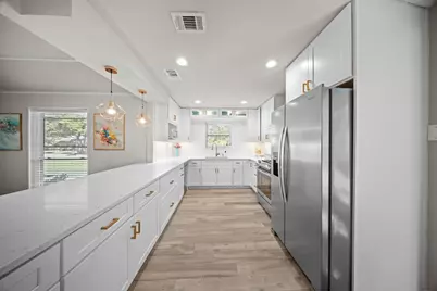 900 E Spring Valley Road, Richardson, TX 75081 - Photo 12